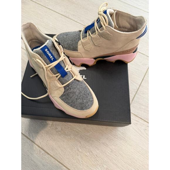 NWT: SOREL Kinetic Impact Caribou Sneaker Boots - Size 10 - Picture 3 of 5